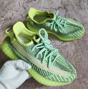 YEEZY | Yeezy Boost 350 V2 'Yeezreel Non-Reflective